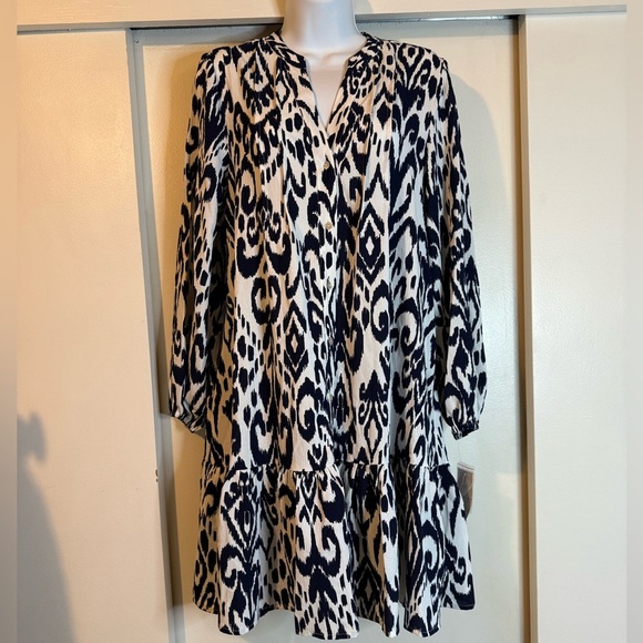 Tahari Dresses & Skirts - Tahari Black and Cream Abstract Dress New, 20” P2P